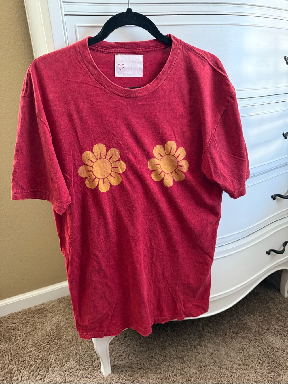 Vintage REVICE Red Short Sleeve Tee with Yellow Daisy Prints - Picture 4 of 5